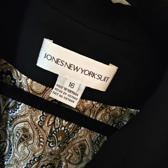 Jones New York Paisley Lined Suit Jacket - Picture 3 of 5